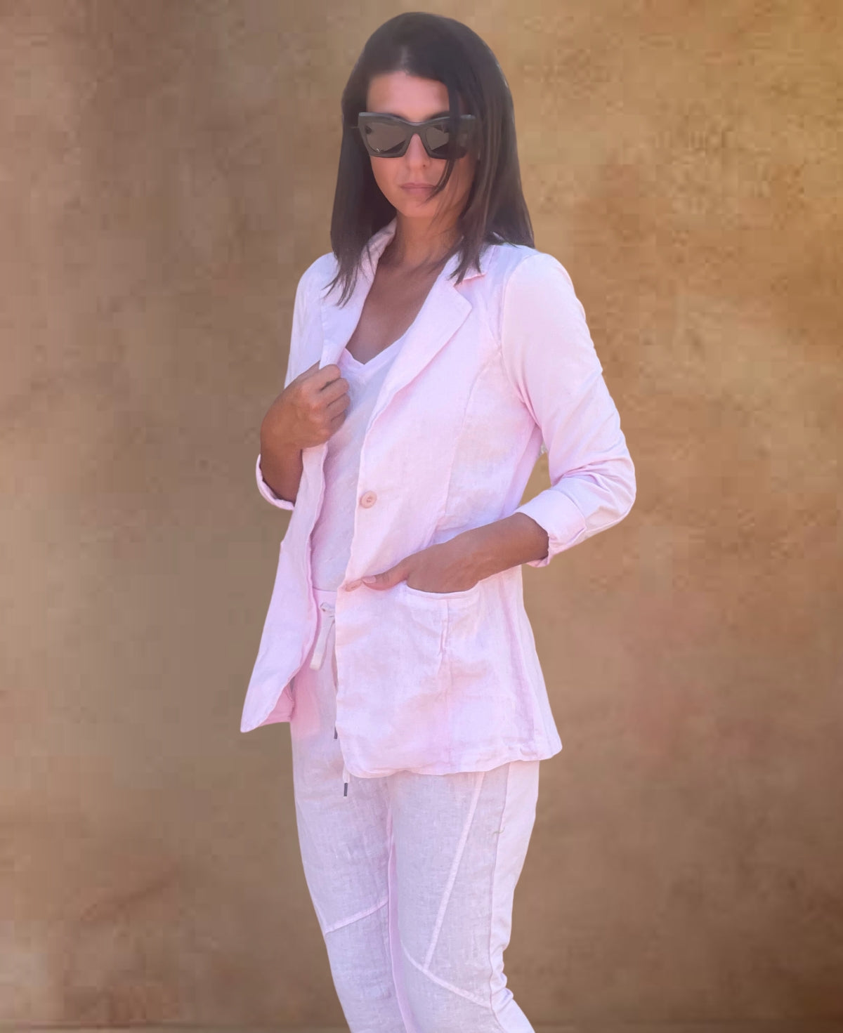 Florence Blazer in Blush from the Florence Collection by Jenny Jazz Designs – a very light pink, premium linen blazer with a soft cotton jersey back and sleeves, embodying sophisticated Italian craftsmanship and versatile style.