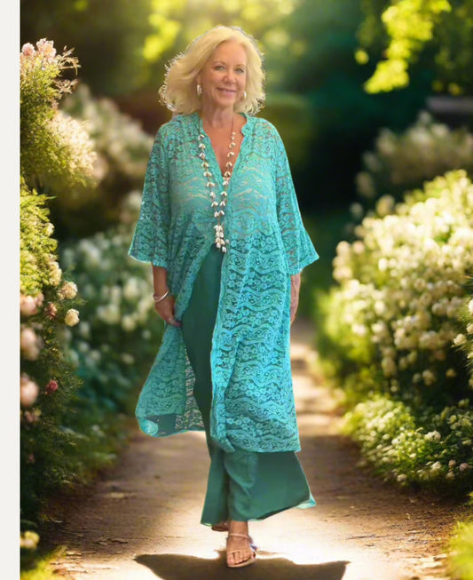 Daniella Lace Kimono